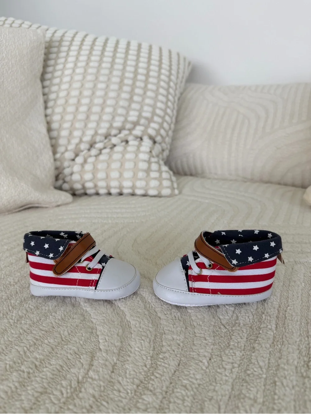 Patriotic Stars & Stripes BABY Shoes - NEW - size 0-6 M
